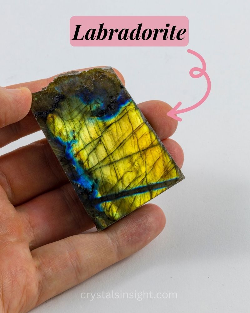 Labradorite -Black Moonstone Meaning, Uses & Healing Properties