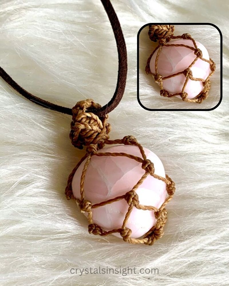 Mangano Calcite - Necklace