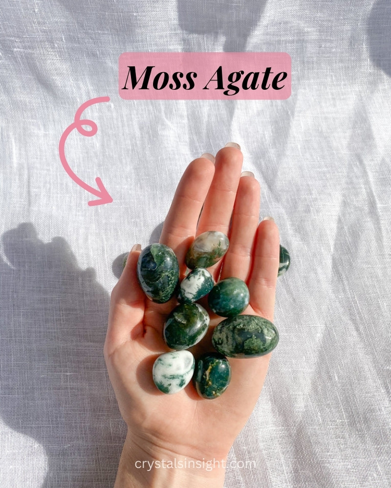 Moss agate with beautiful patterns 